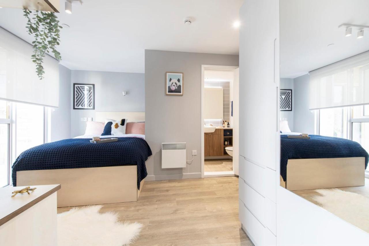 Sleek Studios, Apartments And Private Bedrooms At Silk Mill Close To Edinburgh Old Town Bagian luar foto